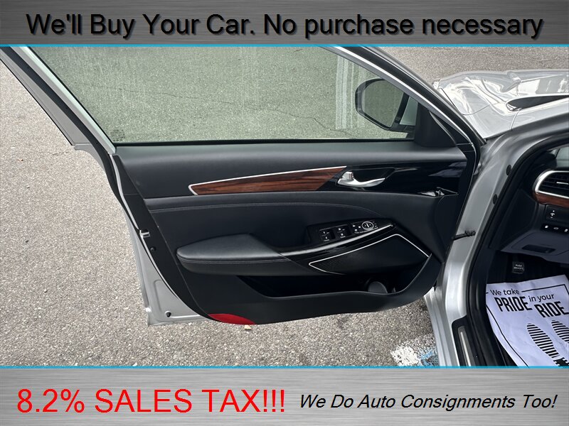 2017 Kia Cadenza Premium   - Photo 15 - Woodinville, WA 98072