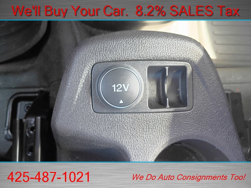 2015 Ford Transit Connect XLT  LOW LOW LOW MILES - Photo 14 - Woodinville, WA 98072
