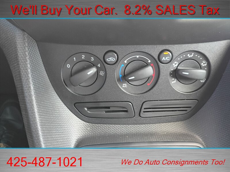 2015 Ford Transit Connect XLT  LOW LOW LOW MILES - Photo 13 - Woodinville, WA 98072