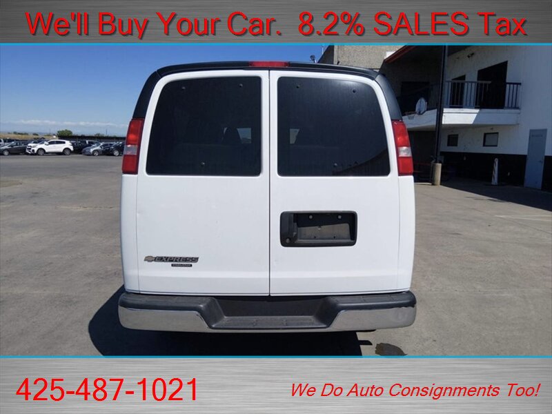 2016 Chevrolet Express LT 3500  ONE TON 15 PASSENGER ROOF LOW MILES - Photo 4 - Woodinville, WA 98072