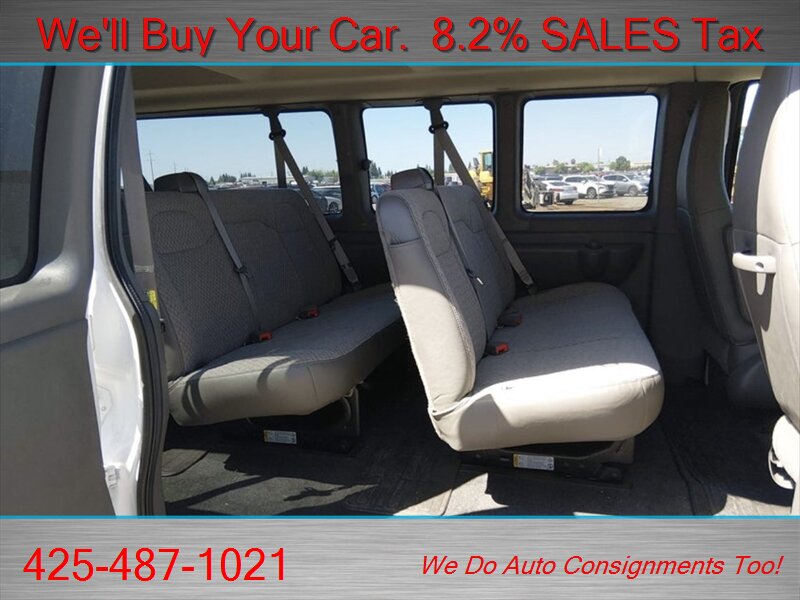 2016 Chevrolet Express LT 3500  ONE TON 15 PASSENGER ROOF LOW MILES - Photo 6 - Woodinville, WA 98072