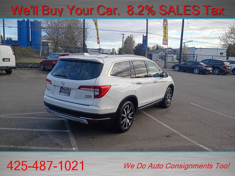 2022 Honda Pilot Touring w/Rear Captain's   - Photo 6 - Woodinville, WA 98072