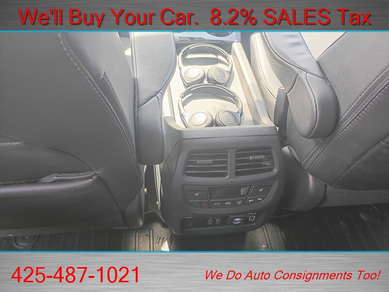 2022 Honda Pilot Touring w/Rear Captain's   - Photo 18 - Woodinville, WA 98072