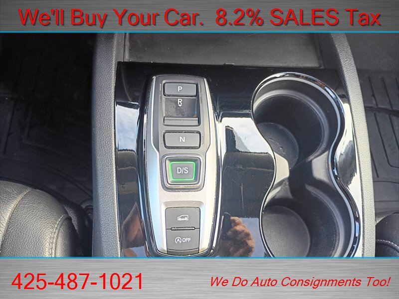 2022 Honda Pilot Touring w/Rear Captain's   - Photo 16 - Woodinville, WA 98072