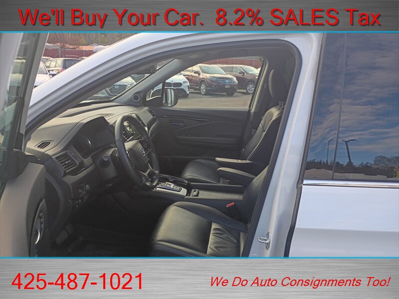 2022 Honda Pilot Touring w/Rear Captain's   - Photo 9 - Woodinville, WA 98072