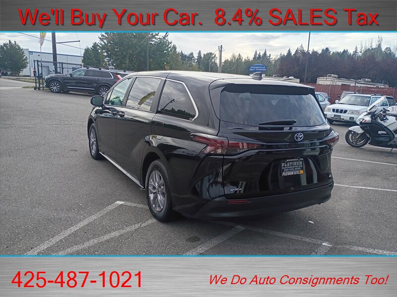 2025 Toyota Sienna LE 8-Passenger  LOW LOW MILES HYBRID 8 PASS - Photo 8 - Woodinville, WA 98072