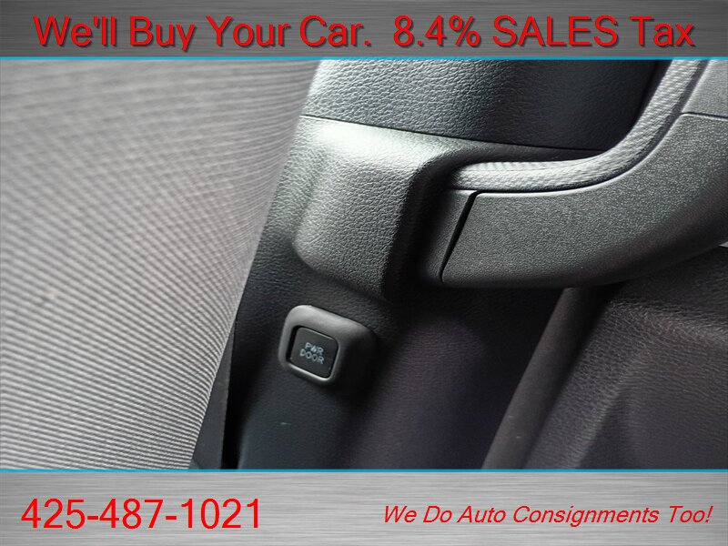 2025 Toyota Sienna LE 8-Passenger  LOW LOW MILES HYBRID 8 PASS - Photo 37 - Woodinville, WA 98072