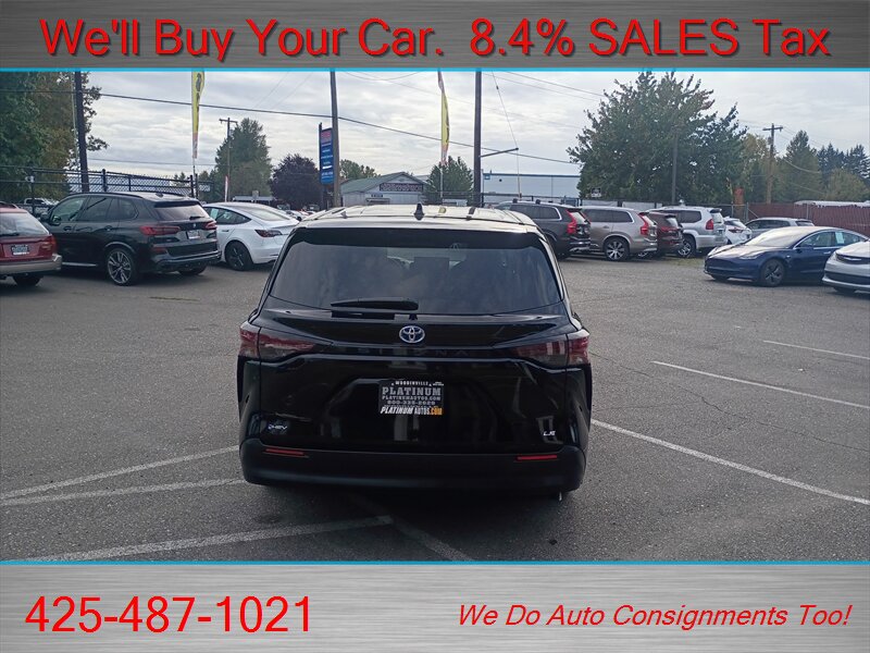 2025 Toyota Sienna LE 8-Passenger  LOW LOW MILES HYBRID 8 PASS - Photo 7 - Woodinville, WA 98072