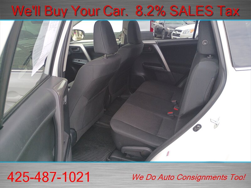 2017 Toyota RAV4 LE - Photo 12 - Woodinville, WA 98072