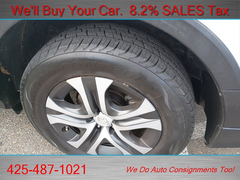 2017 Toyota RAV4 LE - Photo 20 - Woodinville, WA 98072