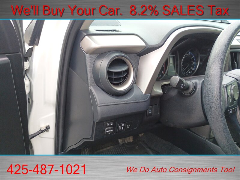 2017 Toyota RAV4 LE - Photo 15 - Woodinville, WA 98072