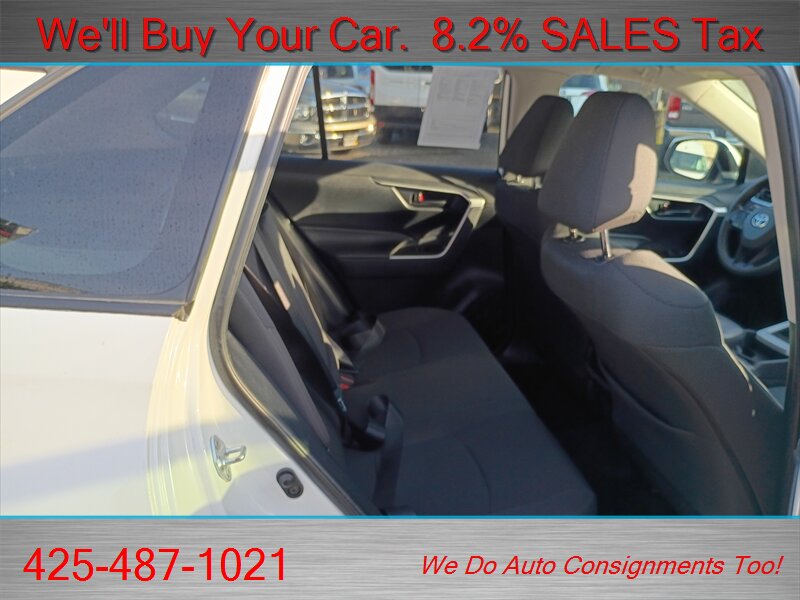 2020 Toyota RAV4 LE   - Photo 15 - Woodinville, WA 98072