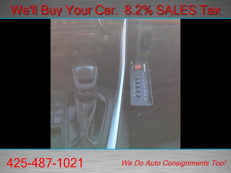 2020 Toyota RAV4 LE   - Photo 18 - Woodinville, WA 98072