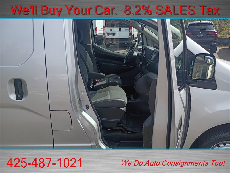 2017 Chevrolet City Express LT - Photo 12 - Woodinville, WA 98072