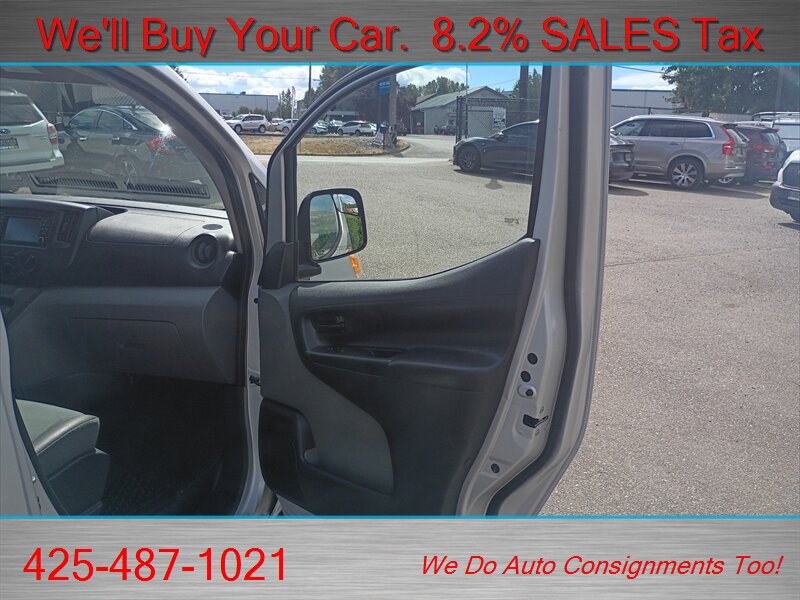 2017 Chevrolet City Express LT - Photo 11 - Woodinville, WA 98072