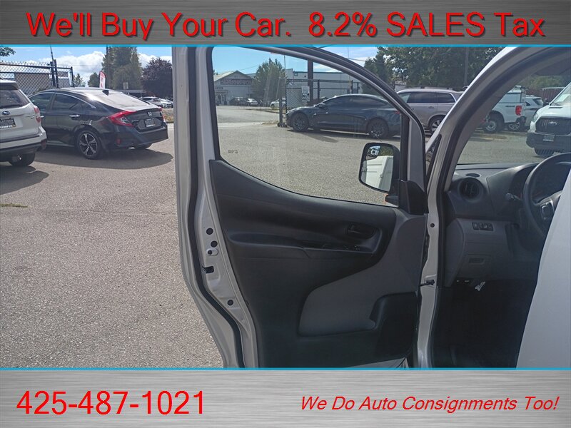 2017 Chevrolet City Express LT - Photo 9 - Woodinville, WA 98072