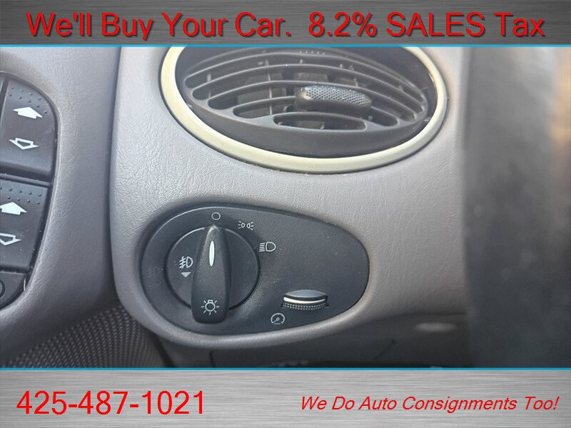 2002 Ford Focus ZX5   - Photo 27 - Woodinville, WA 98072