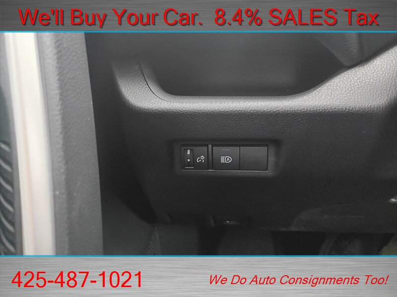 2025 Toyota RAV4 XLE - Photo 23 - Woodinville, WA 98072