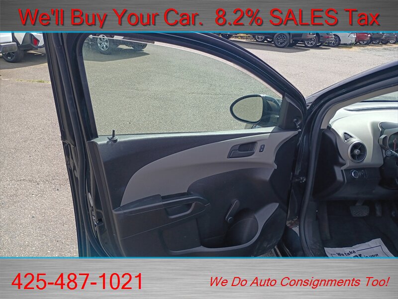 2015 Chevrolet Sonic LS Auto   - Photo 10 - Woodinville, WA 98072