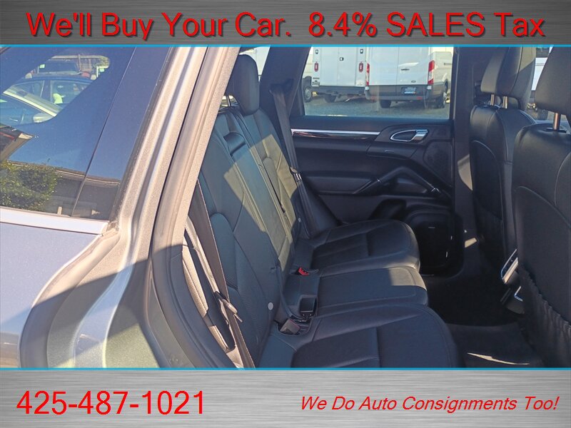 2014 Porsche Cayenne PLATINUM EDITION  LOWEST MILES IN USA - Photo 16 - Woodinville, WA 98072