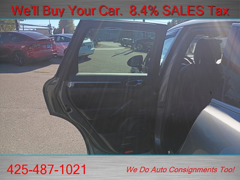 2014 Porsche Cayenne PLATINUM EDITION  LOWEST MILES IN USA - Photo 17 - Woodinville, WA 98072