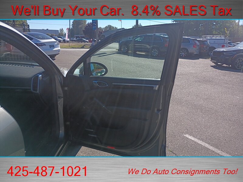 2014 Porsche Cayenne PLATINUM EDITION  LOWEST MILES IN USA - Photo 12 - Woodinville, WA 98072