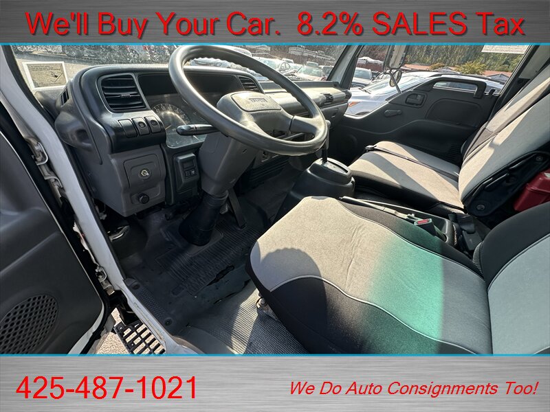 2004 Isuzu NPR 16FT BOX TRUCK HD - Photo 11 - Woodinville, WA 98072