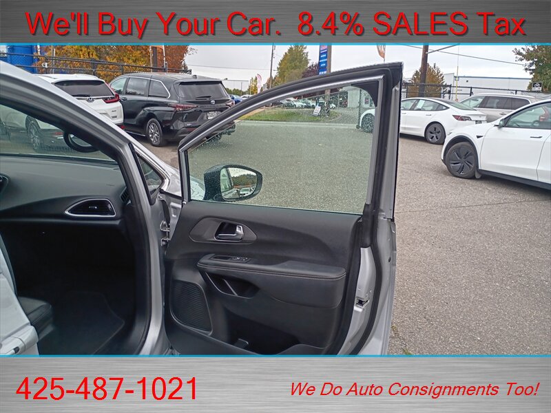2026 Chrysler Pacifica Select STOW AND GO - Photo 13 - Woodinville, WA 98072