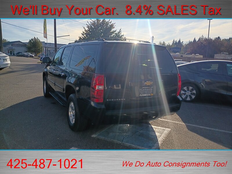 2012 Chevrolet Suburban LT VERY CLEAN - Photo 8 - Woodinville, WA 98072