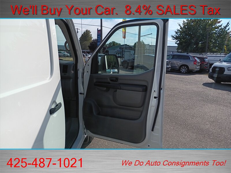 2018 Nissan NV 1500 S   - Photo 11 - Woodinville, WA 98072