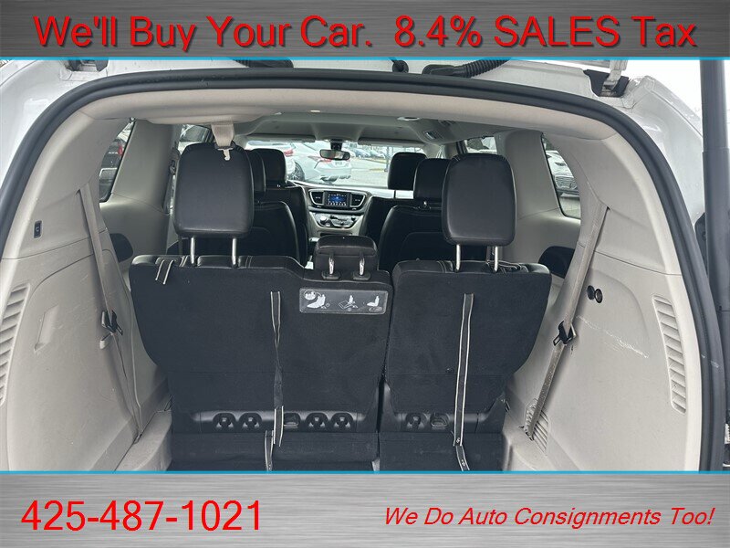 2020 Chrysler Voyager LXi - Photo 8 - Woodinville, WA 98072