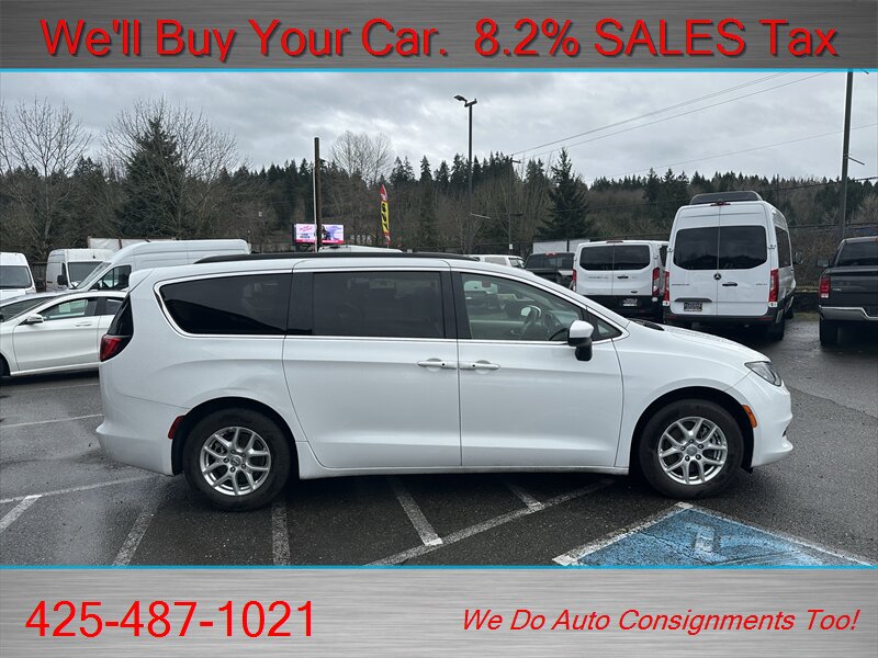 2020 Chrysler Voyager LXi   - Photo 3 - Woodinville, WA 98072