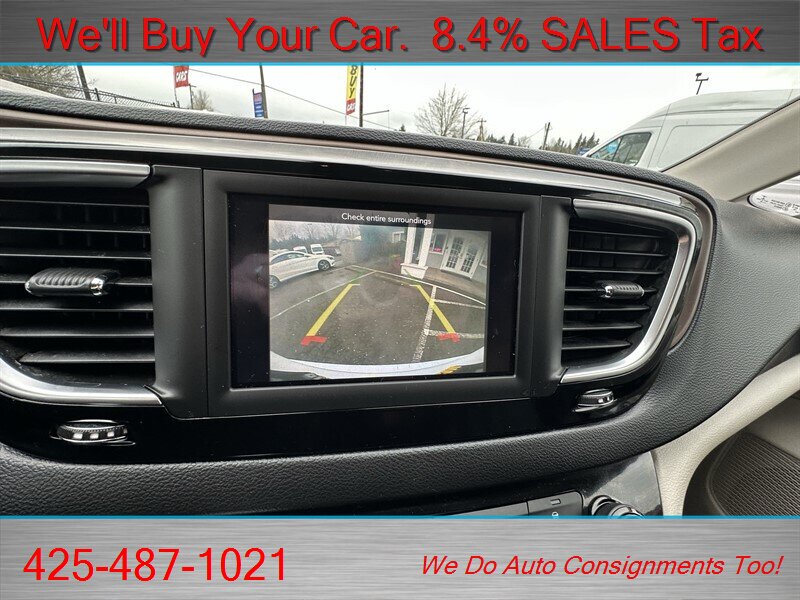 2020 Chrysler Voyager LXi - Photo 11 - Woodinville, WA 98072