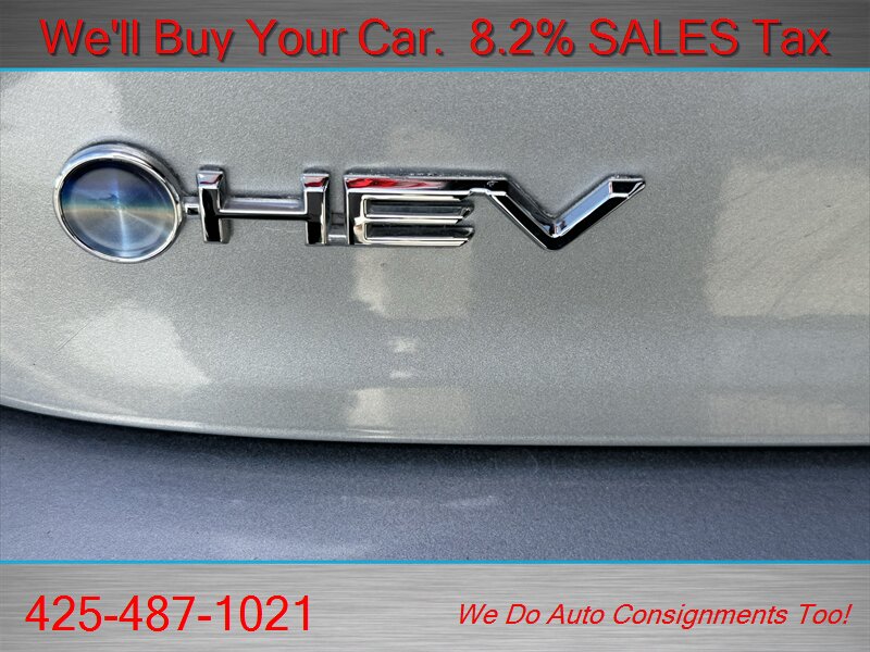 2025 Toyota Camry LE  RARE HYBRID SEDAN - Photo 23 - Woodinville, WA 98072