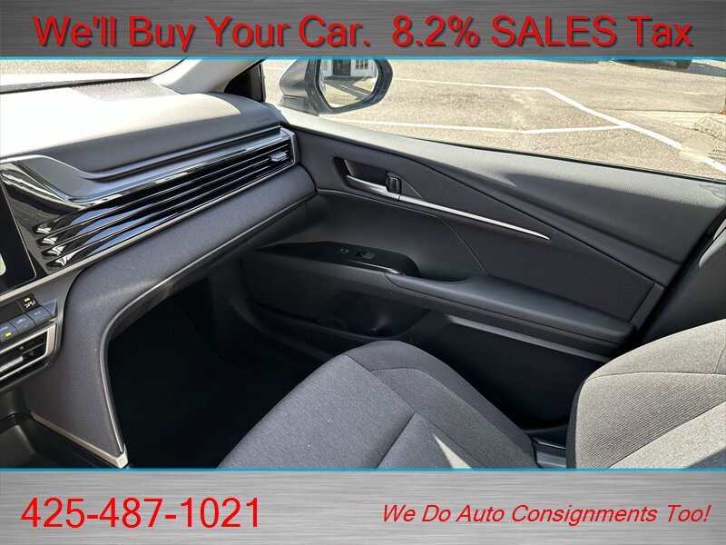 2025 Toyota Camry LE  RARE HYBRID SEDAN - Photo 24 - Woodinville, WA 98072