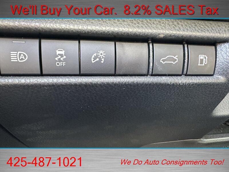 2025 Toyota Camry LE  RARE HYBRID SEDAN - Photo 18 - Woodinville, WA 98072