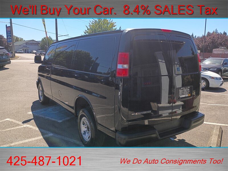 2018 Chevrolet Express 2500   - Photo 9 - Woodinville, WA 98072