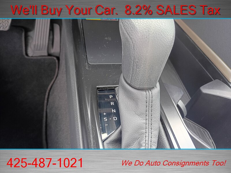 2026 Toyota Camry LE  RARE HYBRID GREAT MILEAGE - Photo 25 - Woodinville, WA 98072