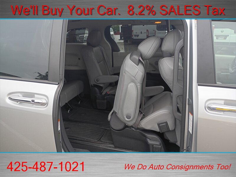 2023 Toyota Sienna Limited 7-Passenger RARE LIMITED AWD HYBRID - Photo 23 - Woodinville, WA 98072