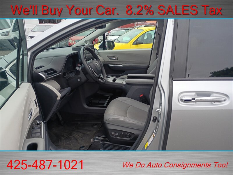 2023 Toyota Sienna Limited 7-Passenger RARE LIMITED AWD HYBRID - Photo 11 - Woodinville, WA 98072