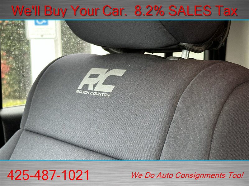 2012 Jeep Wrangler Unlimited Call of Duty MW3   - Photo 17 - Woodinville, WA 98072