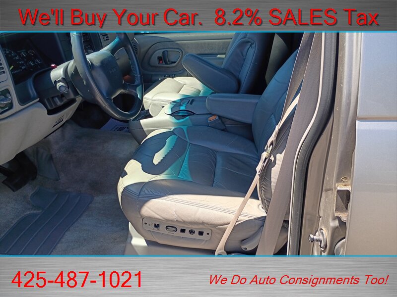 1999 GMC Suburban K2500 454 ENGINE ONE OWNER - Photo 11 - Woodinville, WA 98072