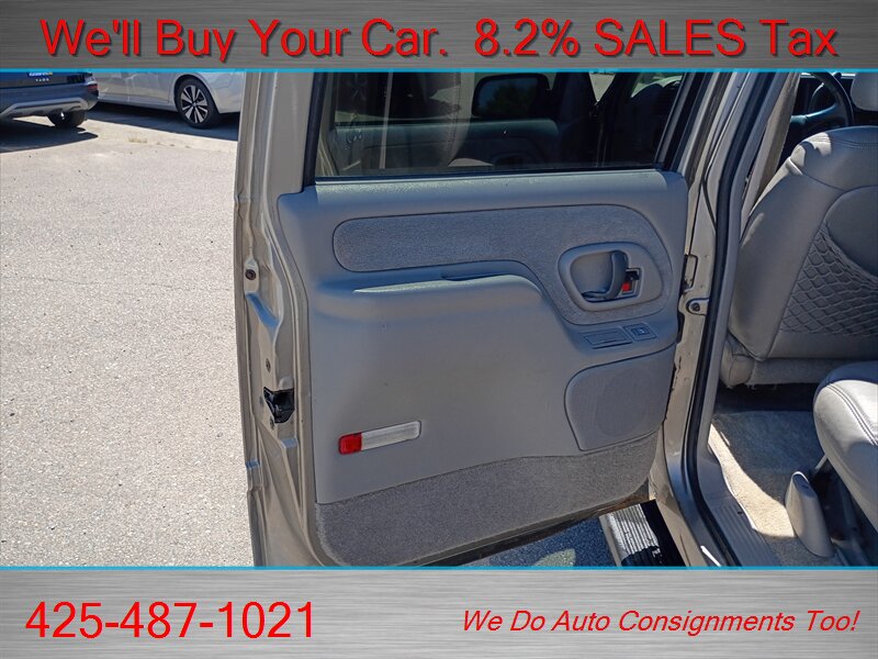 1999 GMC Suburban K2500 454 ENGINE ONE OWNER - Photo 24 - Woodinville, WA 98072