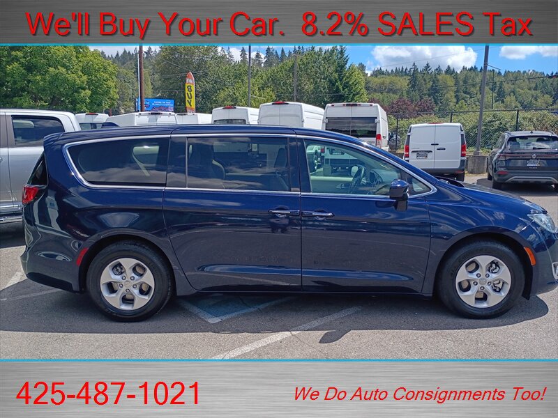 2018 Chrysler Pacifica Hybrid Touring Plus - Photo 4 - Woodinville, WA 98072