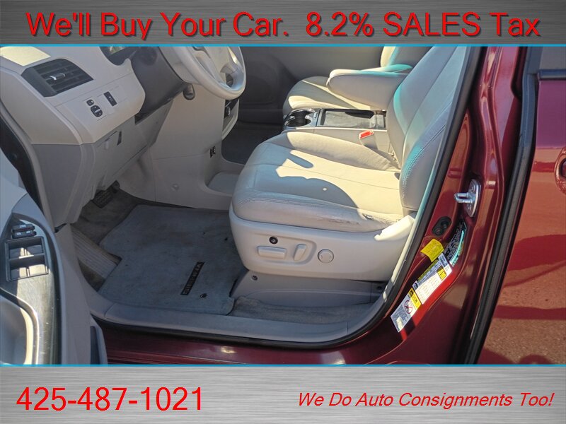 2011 Toyota Sienna LE 8-Passenger RARE 8 PASSENGER - Photo 10 - Woodinville, WA 98072