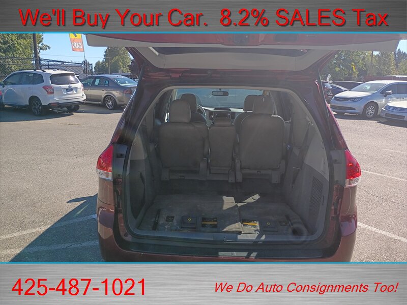 2011 Toyota Sienna LE 8-Passenger RARE 8 PASSENGER - Photo 20 - Woodinville, WA 98072