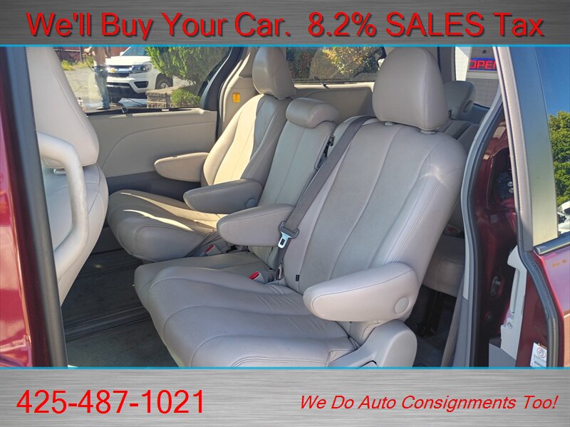 2011 Toyota Sienna LE 8-Passenger RARE 8 PASSENGER - Photo 16 - Woodinville, WA 98072