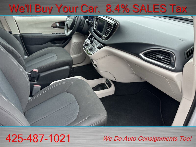 2022 Chrysler Voyager LX   - Photo 19 - Woodinville, WA 98072