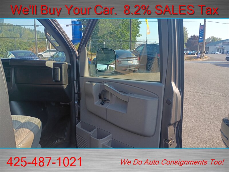 2017 Chevrolet Express LS 2500 passenger van - Photo 12 - Woodinville, WA 98072