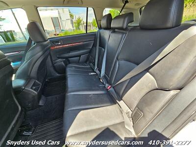 2010 Subaru Outback 2.5i Limited   - Photo 11 - Essex, MD 21221